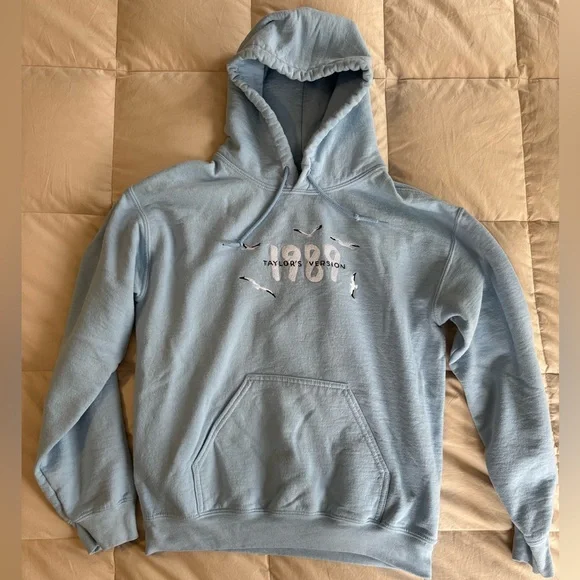 Taylor’s Version Seagull Hoodie Sweatshirt - Picture 2 of 4